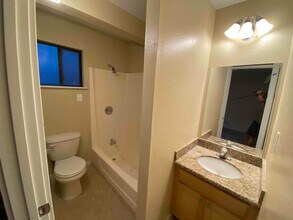 90 Hill Ave in Woodacre, CA - Building Photo - Building Photo