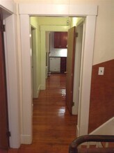 28 Dover St, Unit 1 in Cambridge, MA - Building Photo - Building Photo