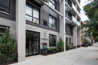 Verona Condominium in Long Island City, NY - Building Photo - Building Photo