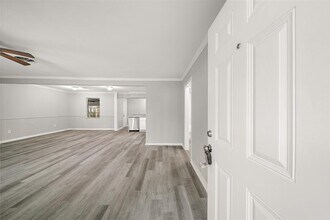 5309 Pederson St in Houston, TX - Foto de edificio - Building Photo