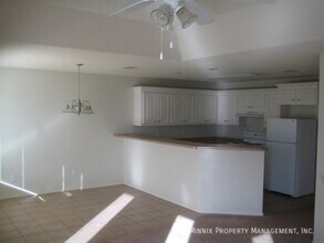 3114 110th St in Lubbock, TX - Foto de edificio - Building Photo