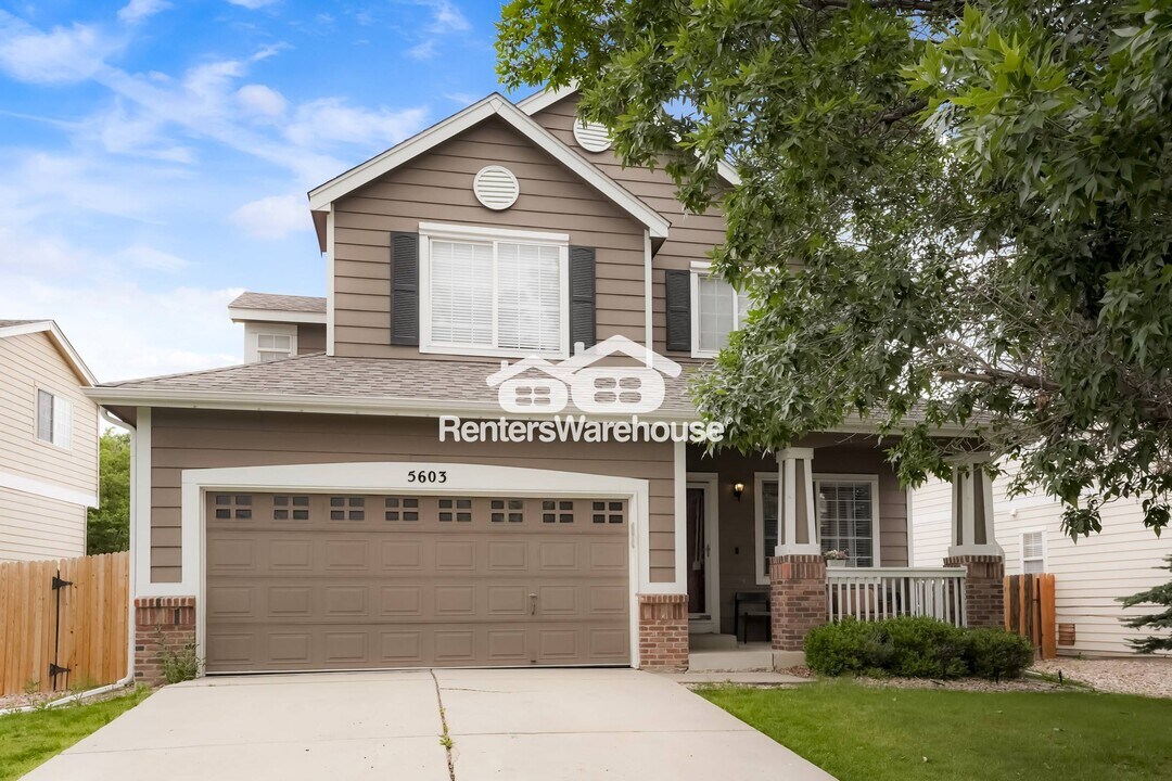 5603 S Yakima Way in Aurora, CO - Building Photo