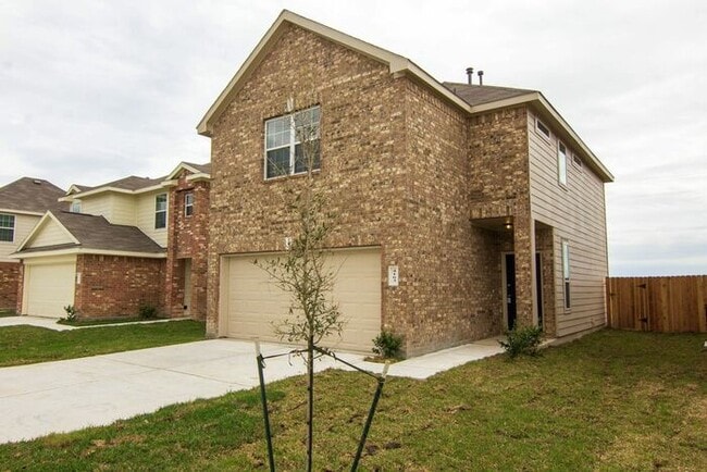 4163 Silver Ranch Rd in Houston, TX - Building Photo - Building Photo