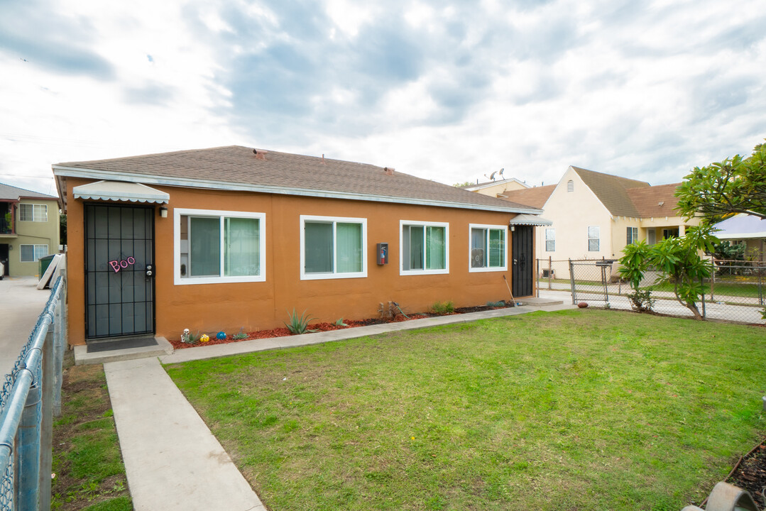 5018 E 59th Pl in Maywood, CA - Building Photo