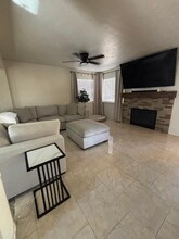 1301 Parkway Dr NW in Albuquerque, NM - Building Photo - Building Photo