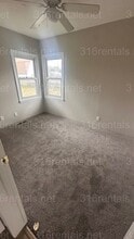 136 S Tracy St in Wichita, KS - Building Photo - Building Photo