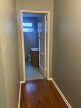 4424 Clinton St, Unit UNIT2 in Los Angeles, CA - Building Photo - Building Photo