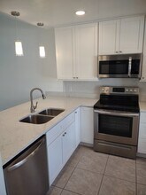 2780 Kings Lake Blvd in Naples, FL - Building Photo - Building Photo