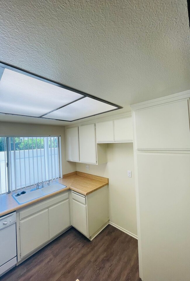 5177 Teton Ln in Ventura, CA - Building Photo - Building Photo