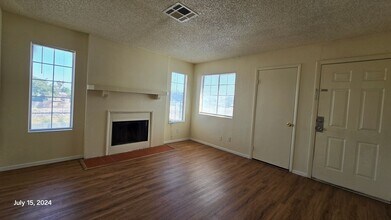 4220 Middlesex Ave in Las Vegas, NV - Building Photo - Building Photo