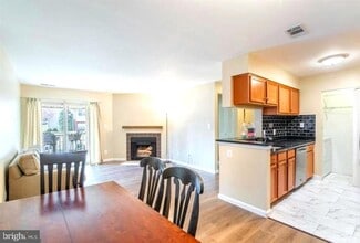 11701 Olde English Dr in Reston, VA - Building Photo - Building Photo