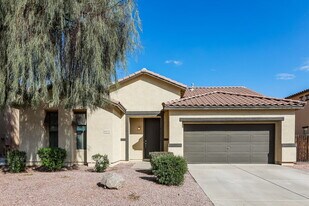 6879 S Onyx Dr in Chandler, AZ - Building Photo