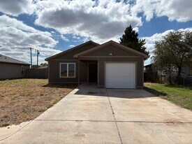 3414 E 3rd St in Lubbock, TX - Building Photo
