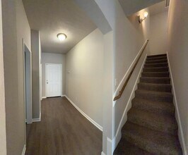 1841 Basin Trl in Brenham, TX - Foto de edificio - Building Photo