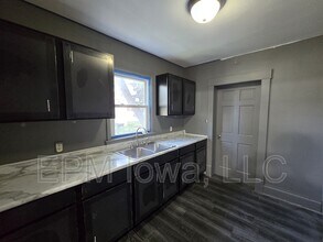 709 Kern St in Waterloo, IA - Building Photo - Building Photo