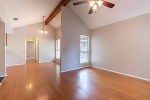 16025 Stoneham Cir in Pflugerville, TX - Building Photo