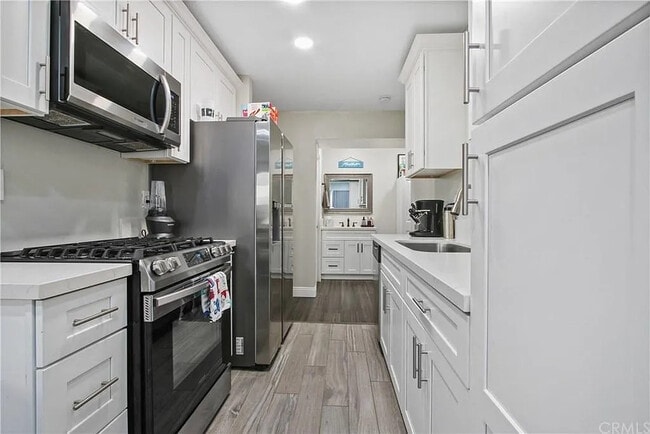 1350 W Lambert Rd, Unit 119 in La Habra, CA - Foto de edificio - Building Photo