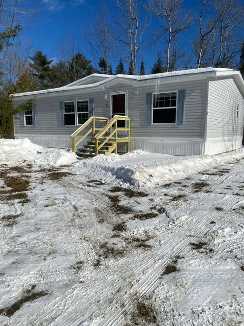 777 Stillwater Ave in Old Town, ME - Foto de edificio