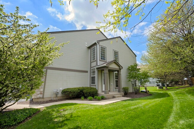 3158 Ollerton Ave in Aurora, IL - Building Photo - Building Photo