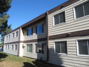 Eastside Village Apartments in Stewartville, MN - Building Photo - Building Photo