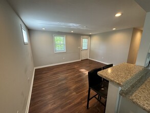 1007 Redbud Rd in Blacksburg, VA - Building Photo - Building Photo