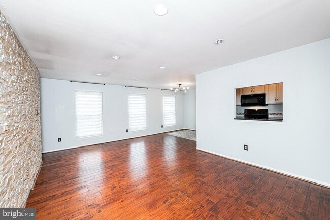 973 Roundhouse Ct in West Chester, PA - Building Photo - Building Photo