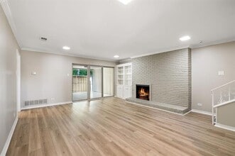 5921 Preston Rd in Dallas, TX - Building Photo - Building Photo