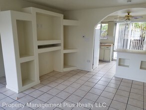 317 Emery Dr-Unit -#B in Longmont, CO - Foto de edificio - Building Photo