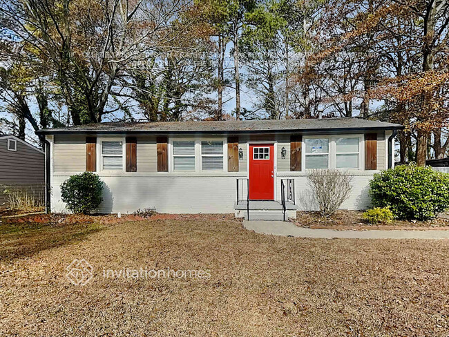 property at 392 Belgarde Pl SE