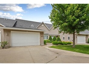 1128 Shumway Ct in Faribault, MN - Building Photo - Building Photo