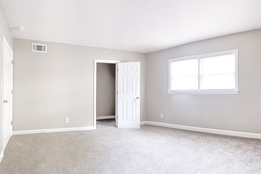 The 28 at Mount Holly Apartments in Mount Holly, NC