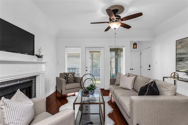 3105 San Jacinto St in Dallas, TX - Building Photo - Building Photo