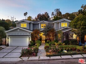 809 Leonard Rd in Los Angeles, CA - Building Photo