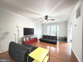 249 Edge Creek Ln in Odenton, MD - Building Photo