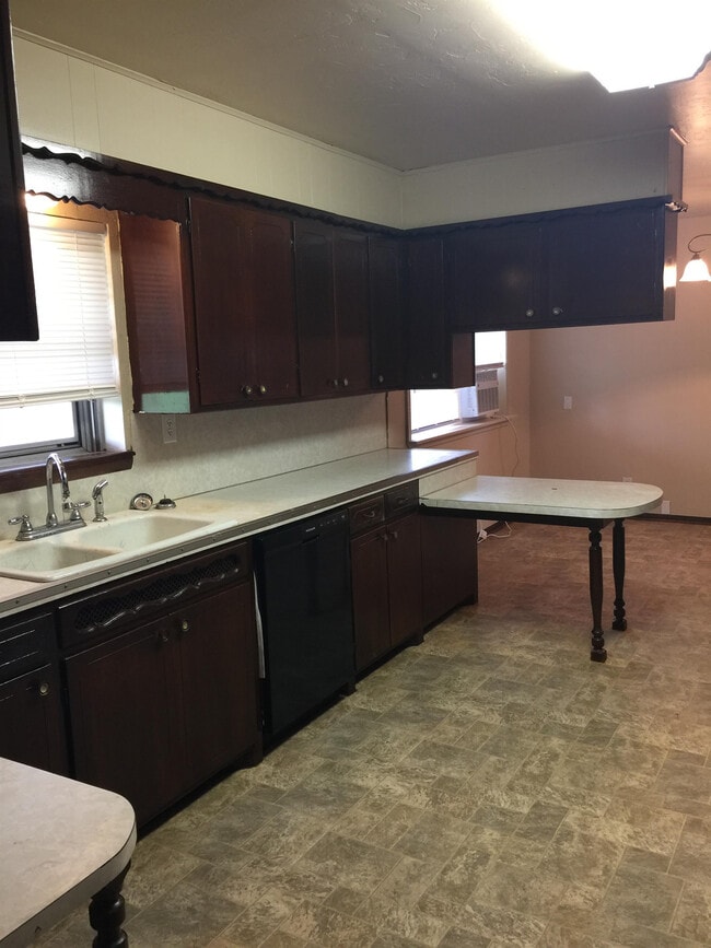 1125 S Sara Rd in Blanchard, OK - Building Photo - Building Photo