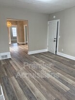 904 Washington Ave in Alton, IL - Building Photo