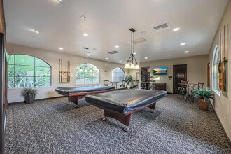 5450 E Deer Valley Dr in Phoenix, AZ - Building Photo - Building Photo