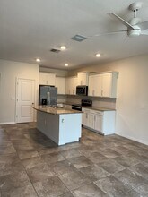 6637 Serenity Fall Ln in Sarasota, FL - Building Photo - Building Photo