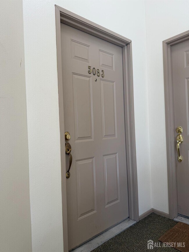 property at 5083 Beech Ct