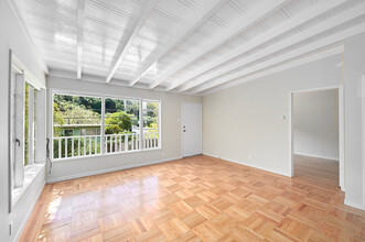 24 E Crescent Dr, Unit 2 in San Rafael, CA - Building Photo - Building Photo