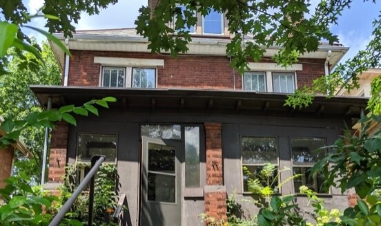 70 E Northwood Ave in Columbus, OH - Building Photo