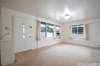 1438 Kaleilani St in Pearl City, HI - Foto de edificio - Building Photo