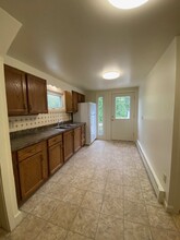 31 Elm Hill Rd, Unit 3 in Vernon, CT - Building Photo - Building Photo