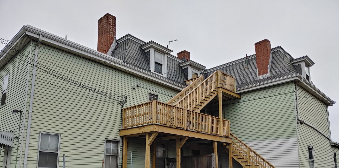 321 Main St, Unit 5 in Watertown, MA - Building Photo