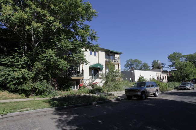 1485 Clayton St in Denver, CO - Foto de edificio - Building Photo