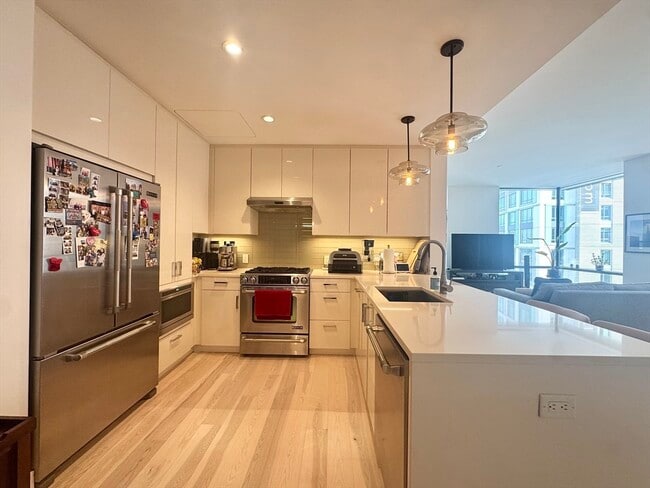 property at 32 Traveler St