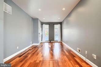 2200 Brookfield Ave in Baltimore, MD - Building Photo - Building Photo