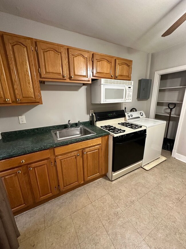 5218 Harford Rd in Baltimore, MD - Building Photo - Building Photo