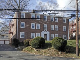 376-380 Claremont Ave in Montclair, NJ - Building Photo