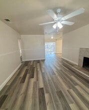 1724 Del Rio Dr in Stockton, CA - Building Photo - Building Photo